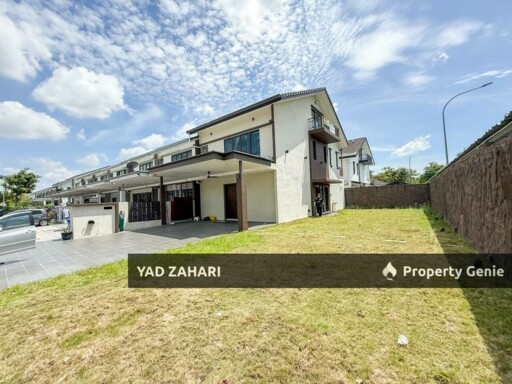 Ken Rimba Jimbaran Seksyen 16, Shah Alam | 2.5 Storey Terrace 5 Bedrooms | RM1.6M - Cornerlot and Fully Renovated