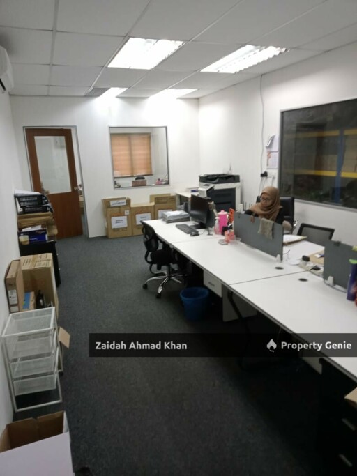 WareHouse Subang Jaya Mature and Strategic Location