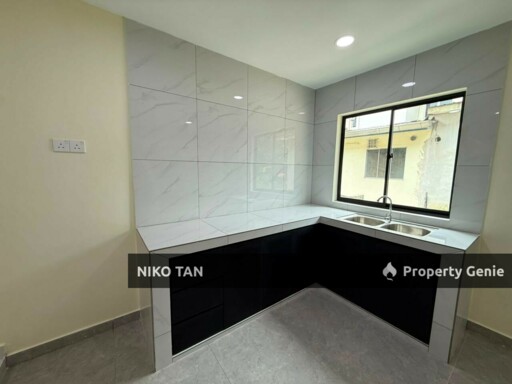 Jalan PI 2-Storey With Fully Renovated For Sale