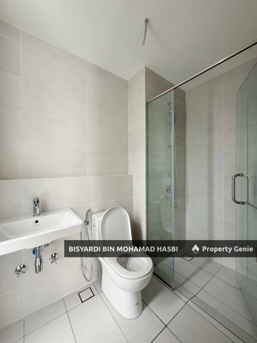 CORNER LOT (TYPE A4) KLCC VIEW 3 STOREY SUPERLINK HOUSE EAST 57, RESIDENSI LAMAN TIMUR DESA MELAWATI, KL