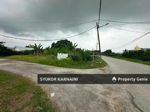 Tanah Lot  Banglo Jalan Kebun,  Lorong Tahir, Seksyen 30, Shah Alam