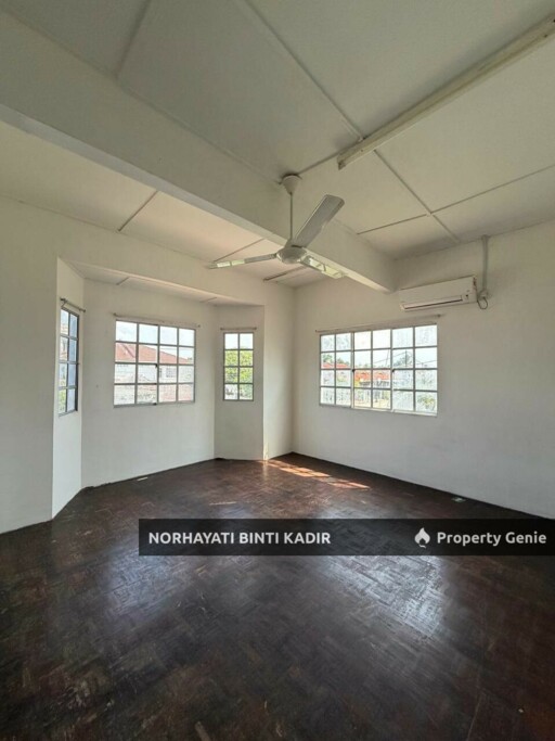 🔥🏡 SEMI-D 2 TINGKAT CORNER LOT TANAH LUAS | BERJAYA PERMAI, KUANTAN 🏡🔥