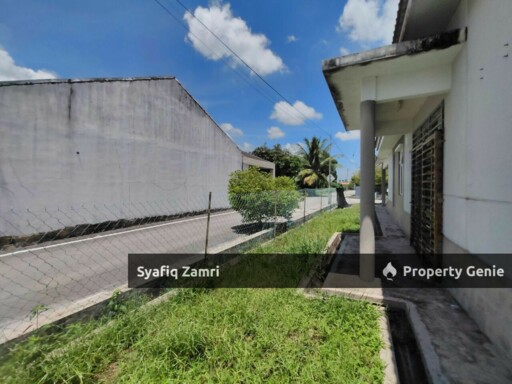 BKP 17 Semi-D Bandar Kuantan Putri