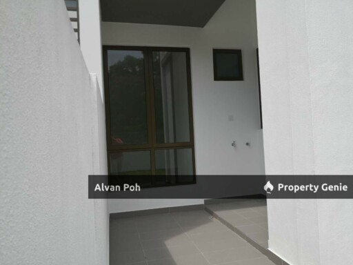 New Semi-D 2 Storey House