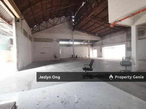 1.5 Storey Bungalow Factory at Senai Idaman for Rent