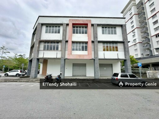 PUTRAJAYA PRESINT 11 SHOP OFFICE CORNER