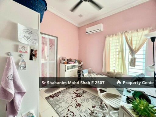 1.5 Storey Terrace, Jalan Timur, Bandar Enstek