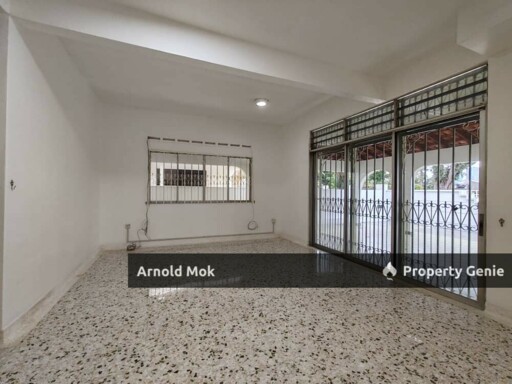 2 Storey Semi D House at Taman Nong Chik for Sale
