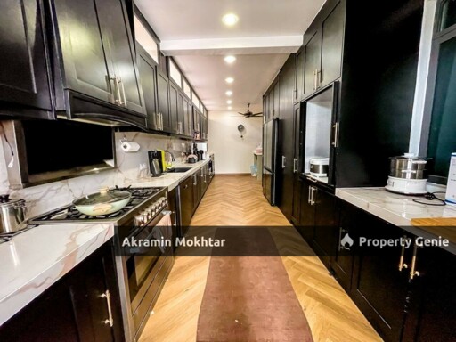 FREHOLD & RENOVATED | 3 Storey Semi-D Lambaian Residence, Kajang
