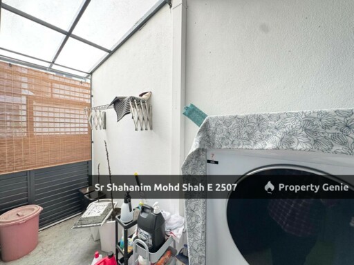 DOUBLE STOREY TERRACE INTERMEDIATE LAMAN MAWAR, KOTA SERIMAS, NILAI .