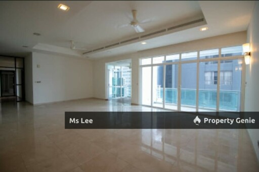 The Pearl @ KLCC-Level 17 private lift- Sale below bank value Rm480k