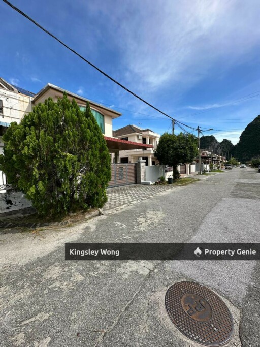 Botani Taman Lapangan Pelangi Double Storey Corner Semi D Basic Unit