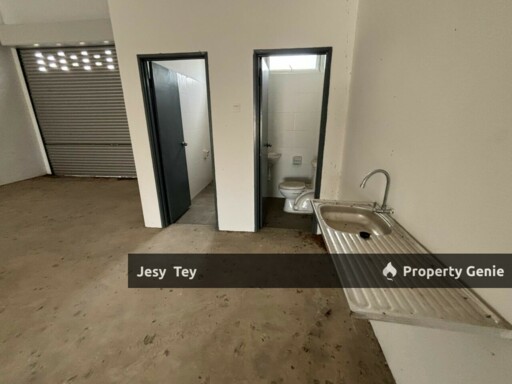 Bandar Alam Masai Ground Floor Shoplot For Rent