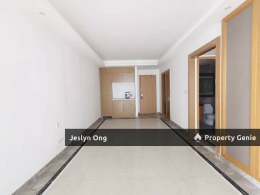 2 Bedrooms Apartment for Rent at R&F