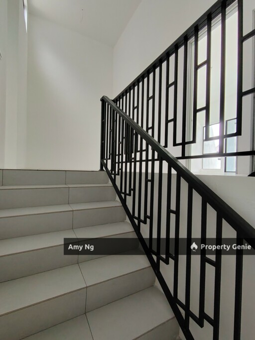 Never Occupied Ipoh Garden Double Storey Terrace For Sale