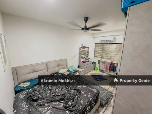 Freehold, Corner Unit & 1 Parking | Kenangan View Apartment, Taman Bukit Kenangan, Kajang Selangor.