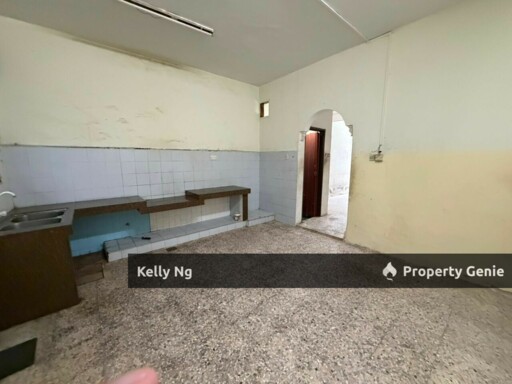 Double Sty House At Klang Utama For Rent