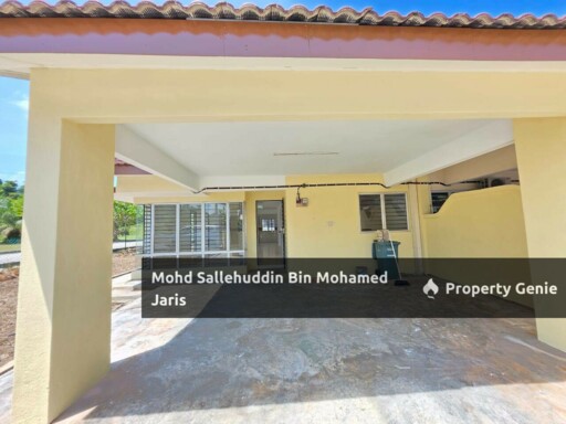 [CORNER LOT] Teres Setingkat Bandar Satelit, Muadzam Shah Pahang