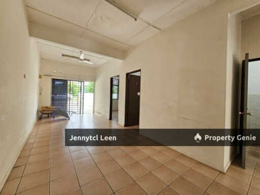 Good Price [Freehold] - [Facing Padang] Single Storey Terrace House Tamam Kasawari, near Batu Berendam and Ayer Keroh, Durian Tunggal