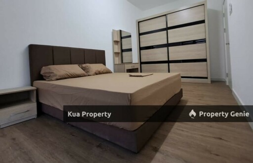 Alyvia Residence Upper Unit Townhouse at Northbank, Tabuan Tranquility