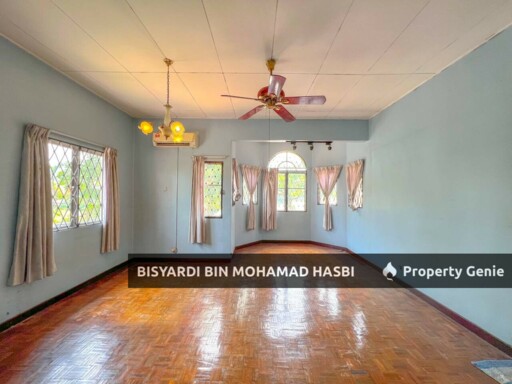 FACING OPEN 2 STOREY CORNER LOT, JALAN PALADIUM, SEKSYEN 7 SHAH ALAM .