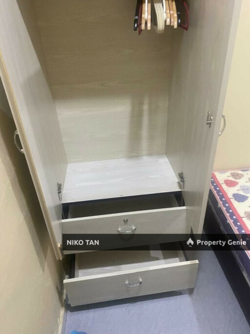 Room For Rent Jalan Hijau, Taman Pelangi