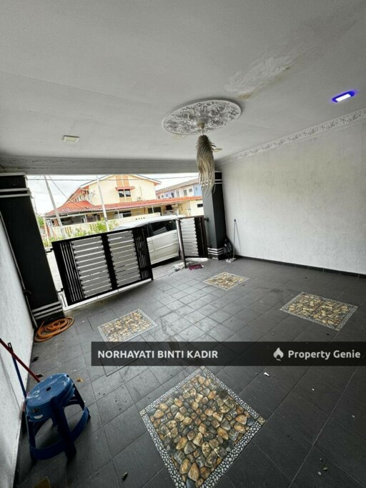 (FULLY RENOVATED) TERES SETINGKAT TAMAN TAS, KUANTAN