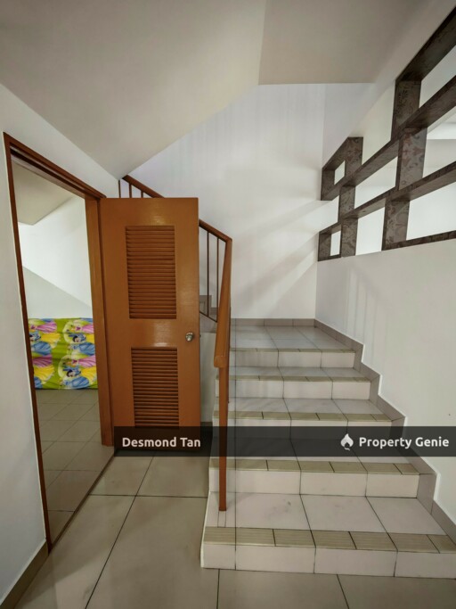 Rimbun Vista ,S2 Heights, Seremban 2 ( End Lot） Renovated