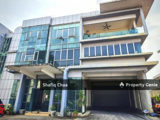 Semi Detached Factory Bukit Kemuning, Klang For Sale