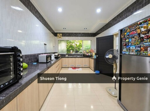 Nusa Duta 1 2 Storey Semi Detached House for Sale!