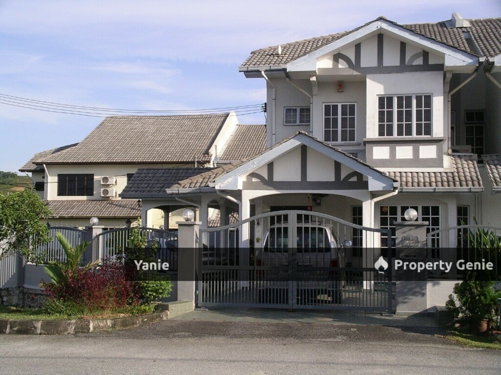 Bandar Kinrara BK5 Double Storey Corner Lot with Land area 4047