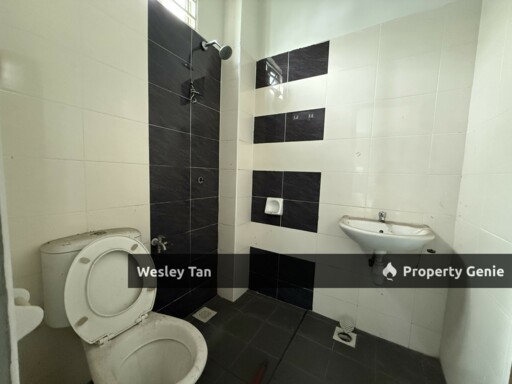 Taman Tanjung Minyak Perdana , Melaka - 1 Storey Terrace House | Bare Unit | 24 x 80 | Serious Owner , View To Offer
