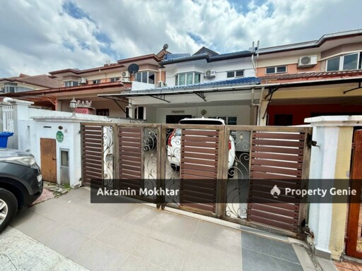 2 Storey Terrace Jalan Kristal, Seksyen 7, Shah Alam.