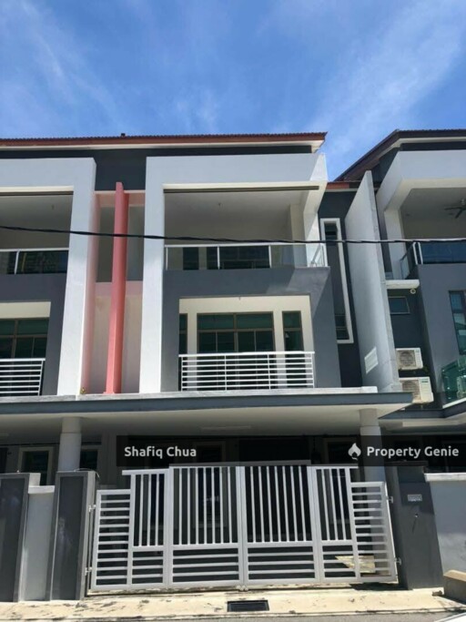 3 Storey Link Terrace Taman Kota Syahbandar Melaka