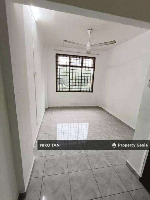 For Sale Apartment  Ria 2 Blok R Jalan Cenderai 19 ,Taman Megah Ria
