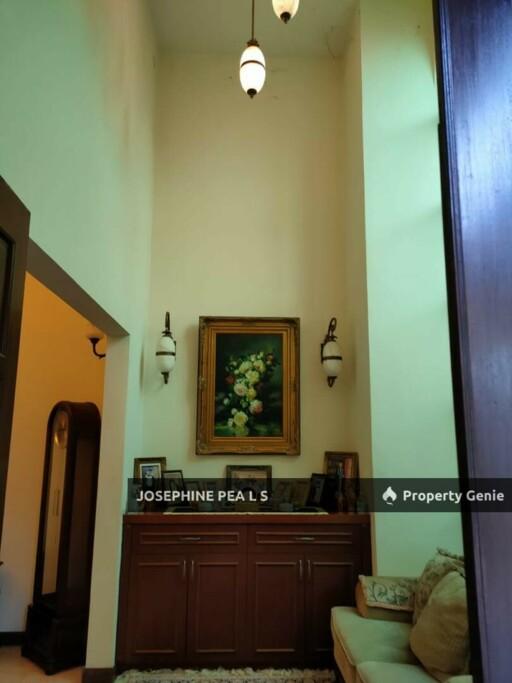 2 Storey Bungalow With Pool at Bukit Gita Bayu @ Seri Kembangan