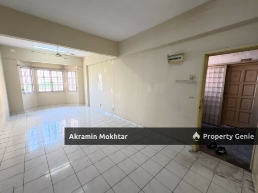 CORNER UNIT, WALKING DISTANCE TO LRT & 1 PARKING | PANGSAPURI MAWAR, BANDAR BARU SENTUL, KUALA LUMPUR.