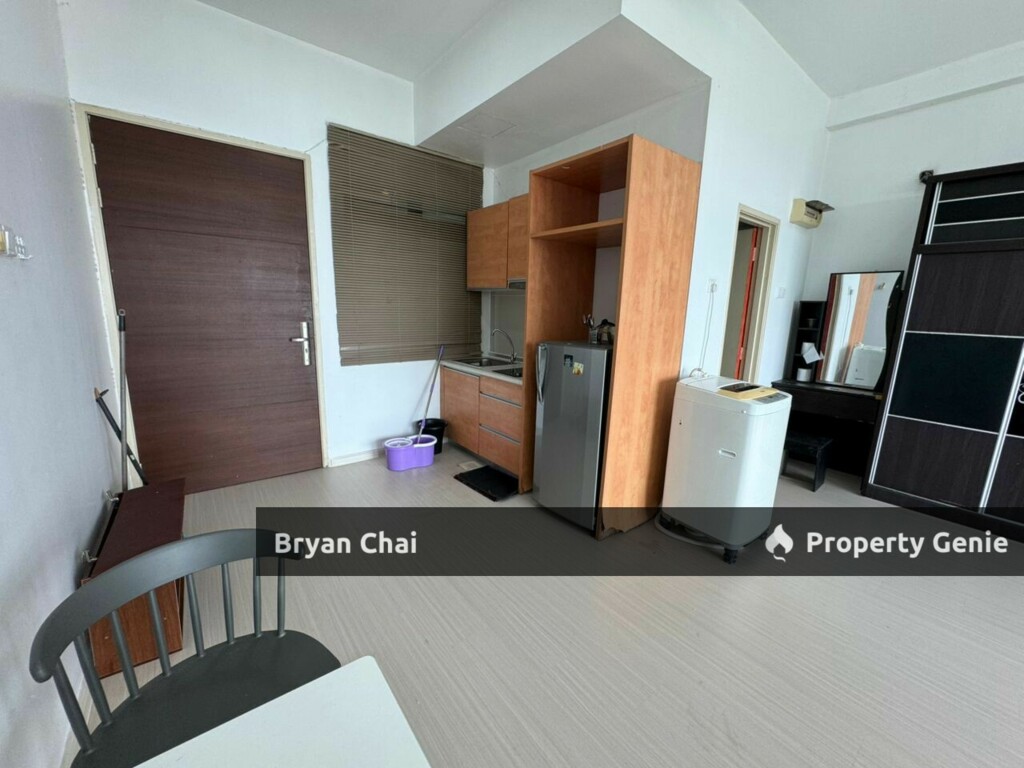 Palazio Taman Mount Austin Studio