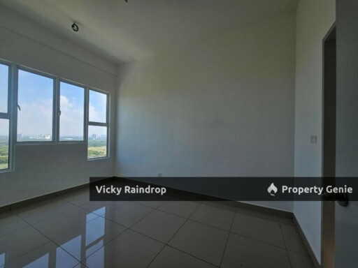 [FOR SALE] AMBER COVE RESIDENCE CORNER SPECIAL UNIT SUPER BELOW VALUE