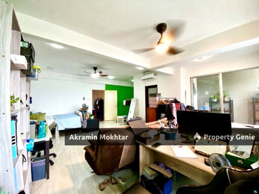 Freehold & Partially Furnished | Double Storey Taman Saujana Puchong SP 10, Puchong