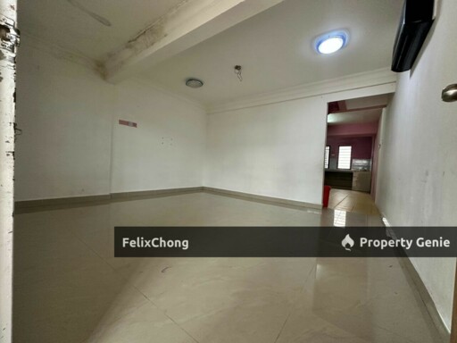 Taman Megah Ria 2 Sty Low Cost Endlot,Jalan Bayan,Masai,Original Condition