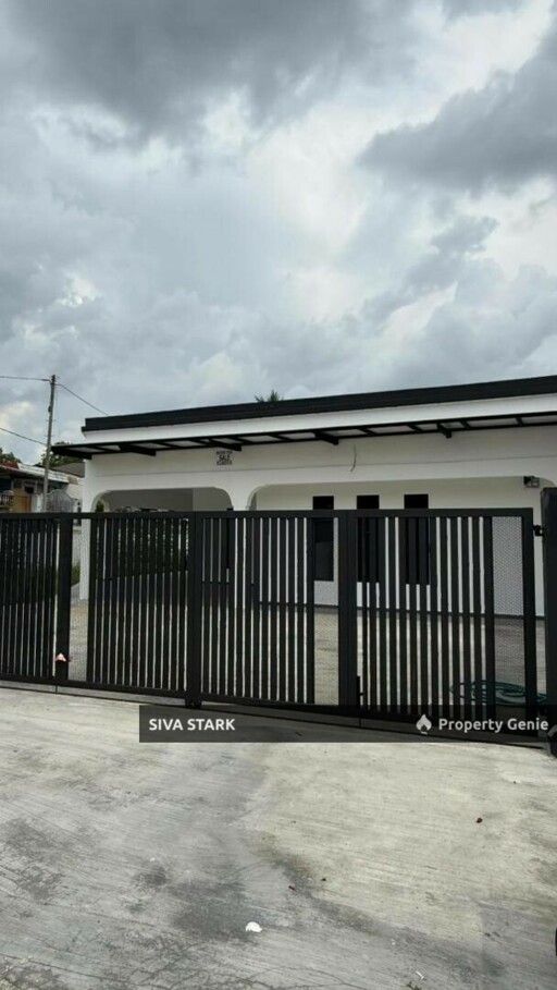 Kulai Taman Cantik Corner lot single Storey house