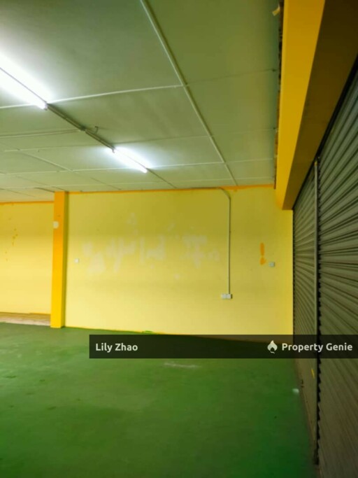 Ground Floor Shop Office Lot for Rent, Corner Lot, Next to 99-Speed Mart, Behind CKS Hypermarket Menggatal, Kota Kinabalu.