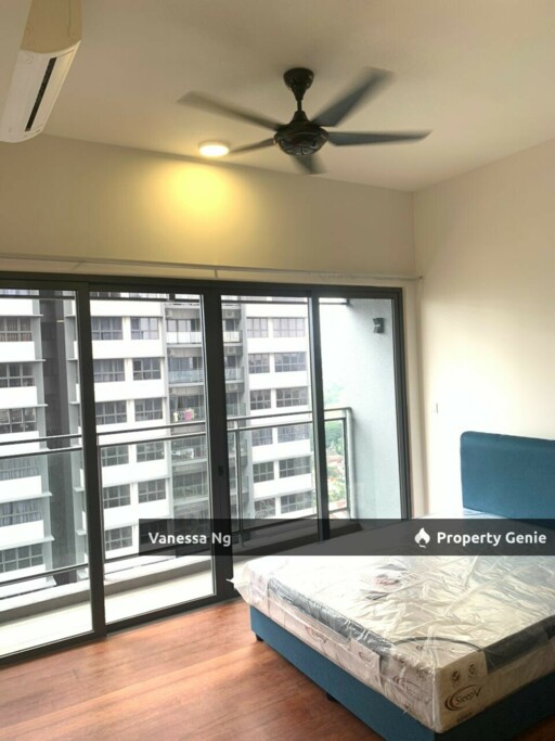 Seventeen Mall & Residences (Biji Living), Seksyen 17, Petaling Jaya