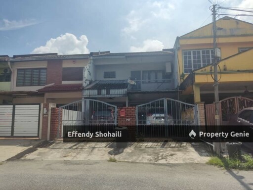 TAMAN BERLIAN GOMBAK