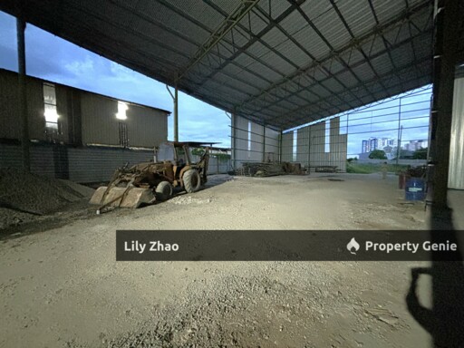 INDUSTRIAL WAREHOUSE / FACTORY, 34,000 SF for Rent, Mile 7 Inanam