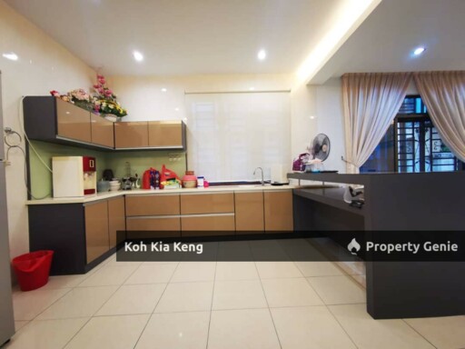 Lake Villas @ Austin Perdana