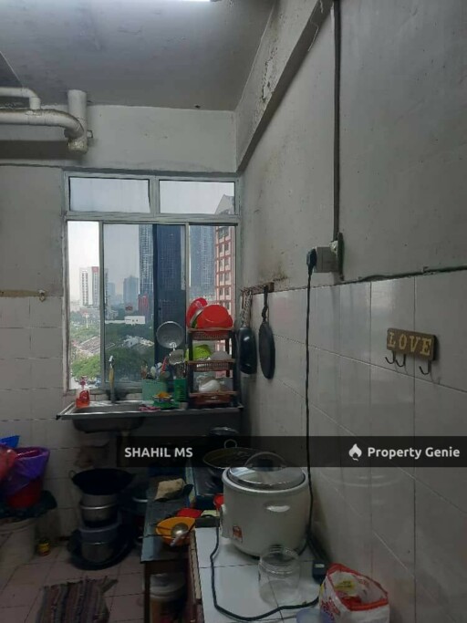 sp0011 || PETALING JAYA SELANGOR | PANGSAPURI TAMAN DESA MENTARI || BUMI LOT || 656 SQFT || LEASEHOLD || RM195,000