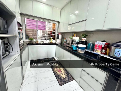 Facing Open & Renovated | 2.5 Storey Superlink Terrace De Puncak Ukay Perdana