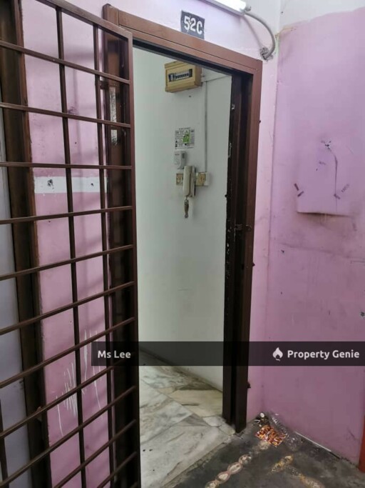 2nd floor Shop Apartment RM 500 (99 Speedmart) - Taman Sentosa @ Klang-Ready Now